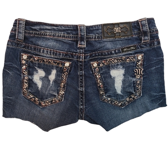 Miss Me Size 27 cut off shorts - Picture 1 of 3